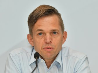 Jochen Drees zu kurioser Elfmeterszene in Kiel Jochen Drees zu kurioser Elfmeterszene in Kiel