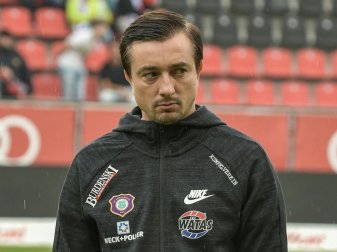Aue löst Vertrag mit Ex-Coach Daniel Meyer auf Aue löst Vertrag mit Ex-Coach Daniel Meyer auf