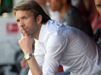 Leverkusens Sportdirektor Simon Rolfes. Foto: Federico Gambarini/dpa Leverkusens Sportdirektor Simon Rolfes. Foto: Federico Gambarini/dpa