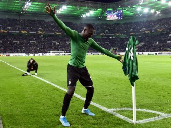 Mönchengladbach mit großem Publikum bei spätem Sieg Mönchengladbach mit großem Publikum bei spätem Sieg