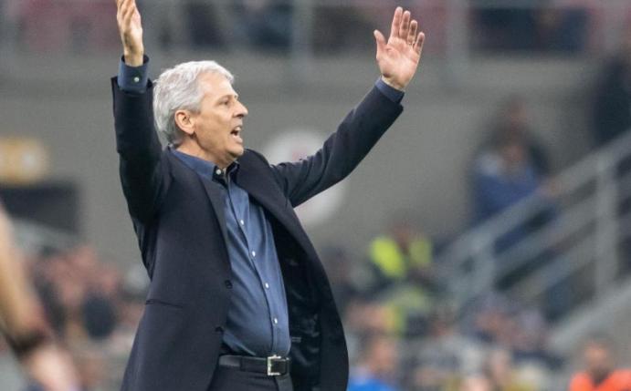Zeigt mehr Emotionen an der Seitenlinie: Dortmunds Trainer Lucien Favre. Foto: Bernd Thissen/dpa