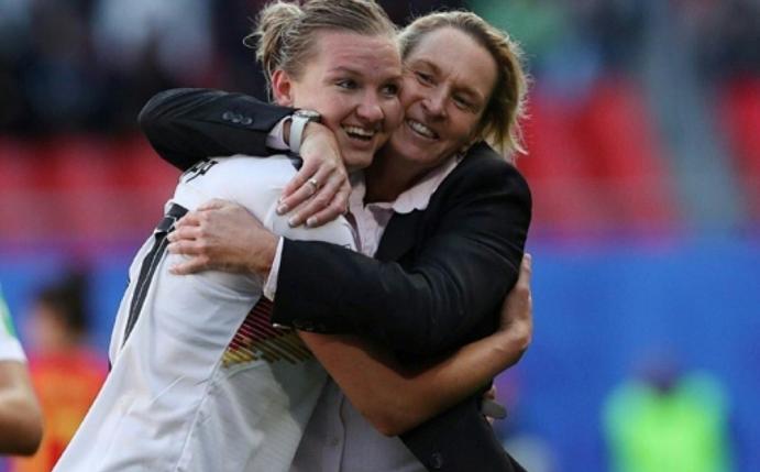 Alexandra Popp traf beim 2:1-Sieg im Wembley-Stadion