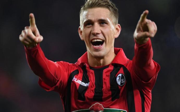 Nils Petersen erzielte das entscheidende Tor für den SC Freiburg. Foto: Patrick Seeger/dpa