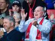 Freute sich über den Sieg der Bayern-Basketballer: Vereinspräsident Uli Hoeneß. Foto: Matthias Balk/dpa