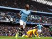 Raheem Sterling (l) von Manchester City muss in der englischen Nationalmannschaft aussetzen. Foto: Martin Rickett/PA Wire/dpa