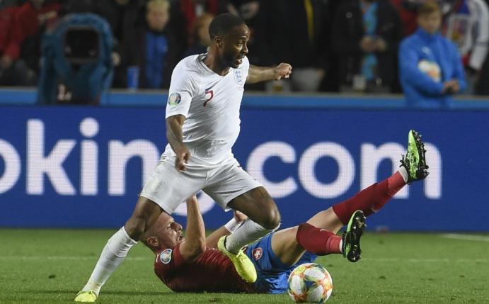 Sterling fliegt aus Englands Kader gegen Montenegro 