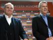 Uli Hoeneß (l) kann sich Ratschläge von Ottmar Hitzfeld holen. Foto: Tobias Hase/dpa