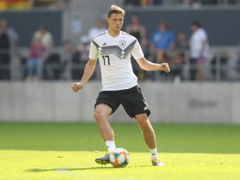 Niklas Stark hofft mit Maske auf Debüt im A-Team Niklas Stark hofft mit Maske auf Debüt im A-Team