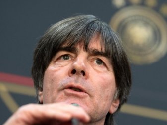 Bundestrainer Joachim Löw legte fest, welcher Torhüter in welchem EM-Qualifikationsspiel spielen wird. Foto: Federico Gambarini/dpa Bundestrainer Joachim Löw legte fest, welcher Torhüter in welchem EM-Qualifikationsspiel spielen wird. Foto: Federico Gambarini/dpa
