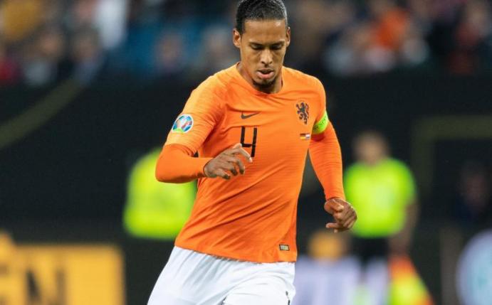 Hat großen Anteil am Erfolg der niederländischen Fußball-Nationalmannschaft: Virgil van Dijk. Foto: Robert Michael/zb/dpa