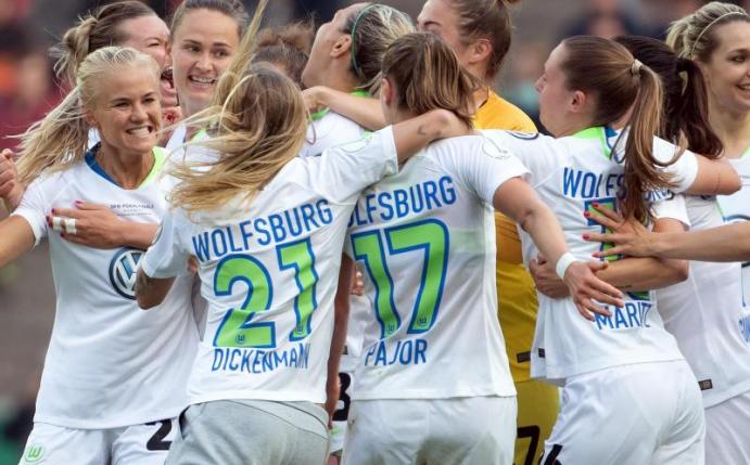 Die Frauen des VfL Wolfsburg haben das Viertelfinale im DFB-Pokal erreicht. Foto: Federico Gambarini/dpa
