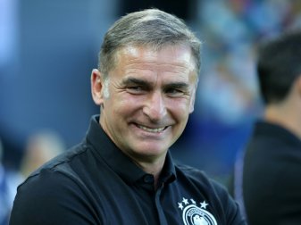 Auszeichnung für U21-Nationaltrainer Stefan Kuntz Auszeichnung für U21-Nationaltrainer Stefan Kuntz