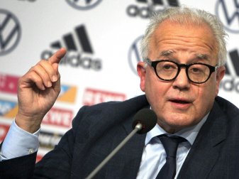 Fordert mehr Respekt vor Schiedsrichtern: Fritz Keller Fordert mehr Respekt vor Schiedsrichtern: Fritz Keller