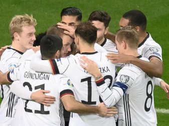 Haben sich mit einem überzeugendem Auftreten und dem Sieg über Nordirland belohnt: Die deutsche Fußball-Nationalmannschaft. Foto: Silas Stein/dpa Haben sich mit einem überzeugendem Auftreten und dem Sieg über Nordirland belohnt: Die deutsche Fußball-Nationalmannschaft. Foto: Silas Stein/dpa