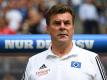 Gibt den Mahner: HSV-Coach Dieter Hecking. Foto: Carmen Jaspersen/dpa
