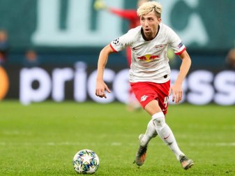 Leipzigs Kevin Kampl muss sich am rechen Knöchel operieren lassen. Foto: Jan Woitas/zb/dpa Leipzigs Kevin Kampl muss sich am rechen Knöchel operieren lassen. Foto: Jan Woitas/zb/dpa