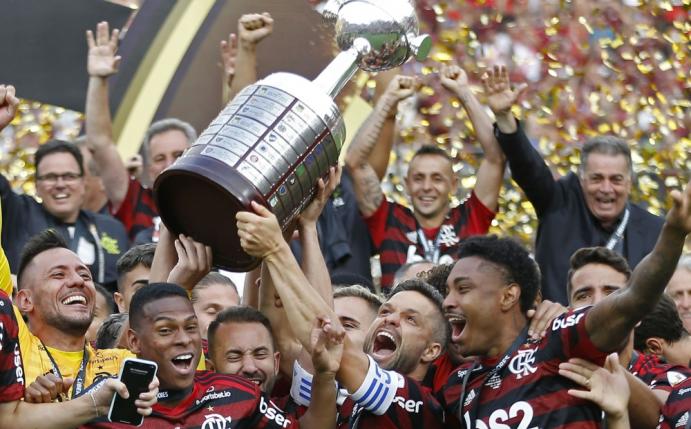 Flamengo gewinnt innerhalb kürzester Zeit zwei Titel