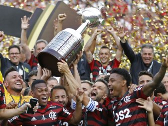 Flamengo gewinnt innerhalb kürzester Zeit zwei Titel Flamengo gewinnt innerhalb kürzester Zeit zwei Titel