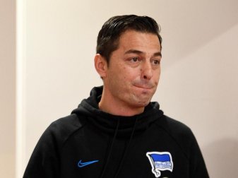 Ante Covic muss um seinen Job bei Hertha BSC bangen. Foto: Stefan Puchner/dpa Ante Covic muss um seinen Job bei Hertha BSC bangen. Foto: Stefan Puchner/dpa