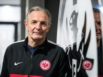 Karl-Heinz «Charly» Körbel spielte von 1972 bis 1991 ausschließlich für Eintracht Frankfurt. Foto: Andreas Arnold/dpa Karl-Heinz «Charly» Körbel spielte von 1972 bis 1991 ausschließlich für Eintracht Frankfurt. Foto: Andreas Arnold/dpa