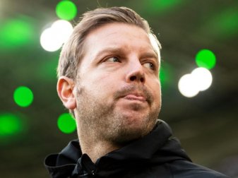 Florian Kohfeldt nimmt die sportliche Schieflage in Bremen derzeit mit. Foto: Marius Becker/dpa Florian Kohfeldt nimmt die sportliche Schieflage in Bremen derzeit mit. Foto: Marius Becker/dpa