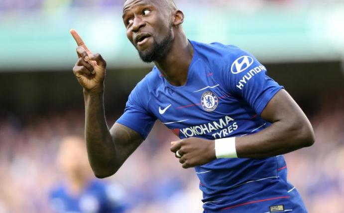 Hat beim FC Chelsea das Training wieder aufgenommen: Antonio Rüdiger. Foto: Niall Carson/PA Wire/dpa