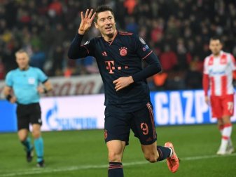 Vier Treffer steuerte Robert Lewandowski zum Bayern-Sieg in Belgrad bei. Foto: Sven Hoppe/dpa Vier Treffer steuerte Robert Lewandowski zum Bayern-Sieg in Belgrad bei. Foto: Sven Hoppe/dpa