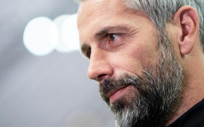 Gladbachs Trainer Marco Rose muss seine Devensive neu aufstellen. Foto: Marius Becker/dpa