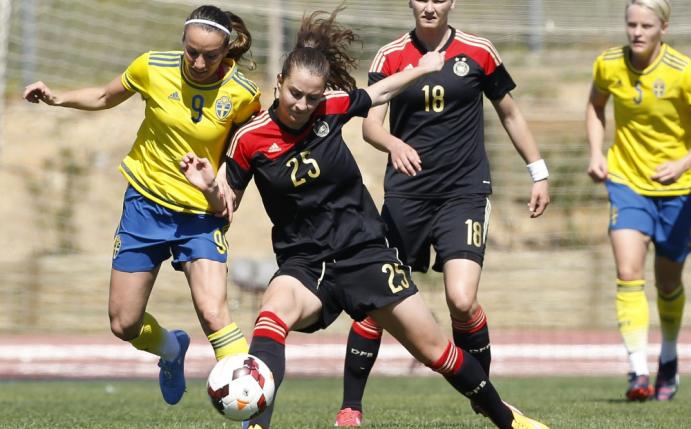 Die DFB-Frauen nehmen im März am Algarve Cup teil