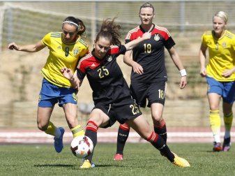 Die DFB-Frauen nehmen im März am Algarve Cup teil Die DFB-Frauen nehmen im März am Algarve Cup teil