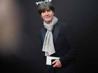 Bundestrainer Joachim Löw und dem DFB-Team droht eine schwere EM-Gruppe. Foto: Sebastian Gollnow/dpa Bundestrainer Joachim Löw und dem DFB-Team droht eine schwere EM-Gruppe. Foto: Sebastian Gollnow/dpa