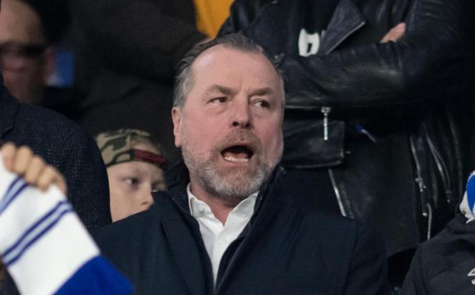 Wohnte wieder einem Schalke-Heimspiel bei: Clemens Tönnies. Foto: Bernd Thissen/dpa