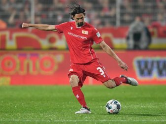 Sitzt oft in der Berliner S-Bahn: Union-Abwehrspieler Neven Subotic. Foto: Tom Weller/dpa