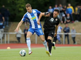 Marcel Bär (r.) traf zur Führung Marcel Bär (r.) traf zur Führung