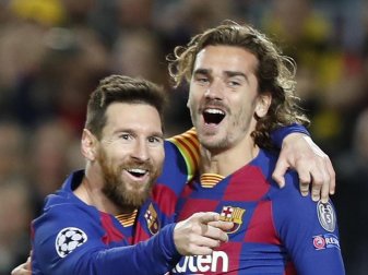 Ließen sich in Madrid von den Schmähungen nicht den Torjubel verderben: Barcelonas Torschütze Lionel Messi (l) mit Antoine Griezmann. Foto: Joan Monfort/AP/dpa Ließen sich in Madrid von den Schmähungen nicht den Torjubel verderben: Barcelonas Torschütze Lionel Messi (l) mit Antoine Griezmann. Foto: Joan Monfort/AP/dpa