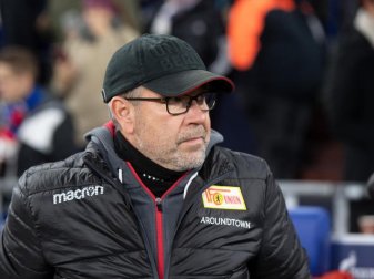 Sieht sein Team gegen Köln nicht in der Favoritenrolle: Union-Coach Urs Fischer. Foto: Bernd Thissen/dpa Sieht sein Team gegen Köln nicht in der Favoritenrolle: Union-Coach Urs Fischer. Foto: Bernd Thissen/dpa