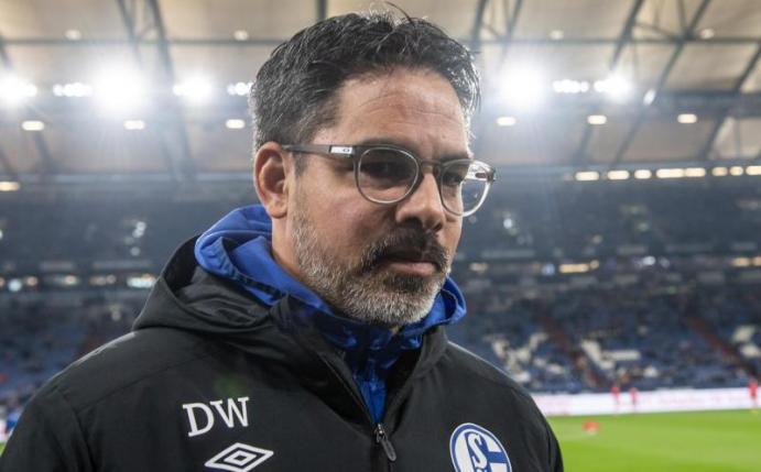 Trainer David Wagner steht mit dem FC Schalke 04 gut da. Foto: Bernd Thissen/dpa