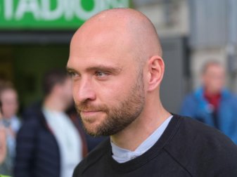 Wolfsburgs Trainer der Damen-Mannschaft, Stephan Lerch. Foto: Peter Steffen Wolfsburgs Trainer der Damen-Mannschaft, Stephan Lerch. Foto: Peter Steffen