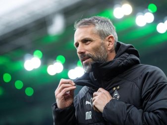 Die von Trainer Marco Rose trainierten Gladbacher haben den Vorsprung gegenüber dem FC Bayern im direkten Duell ausgebaut. Foto: Marius Becker Die von Trainer Marco Rose trainierten Gladbacher haben den Vorsprung gegenüber dem FC Bayern im direkten Duell ausgebaut. Foto: Marius Becker