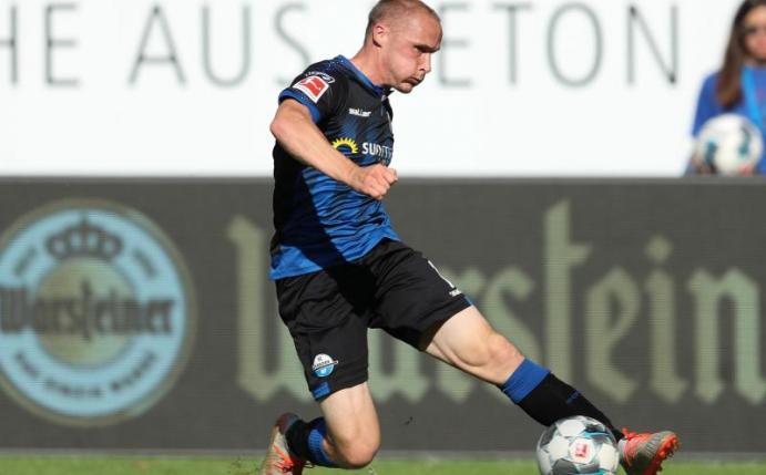 Paderborns Sven Michel ist mit seinem Siegtreffer in der Nachspielzeit zum Matchwinner geworden. Foto: Friso Gentsch