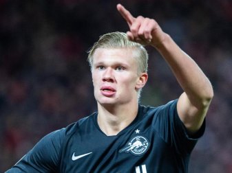 Der Salzburger Torjäger Erling Haaland soll auf dem Wunschzettel von RB Leipzig stehen. Foto: Georg Hochmuth/APA/dpa Der Salzburger Torjäger Erling Haaland soll auf dem Wunschzettel von RB Leipzig stehen. Foto: Georg Hochmuth/APA/dpa