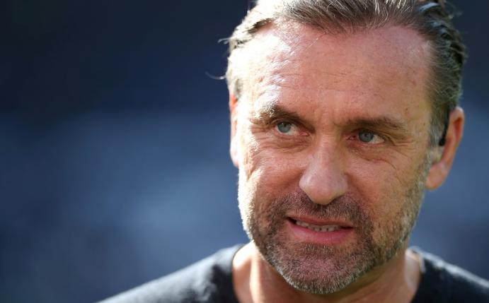 Thomas Doll ist kein Trainer mehr von APOEL