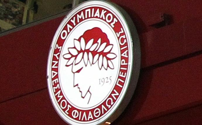 Olympiakos Piräus zu zwei Geisterspielen verurteilt