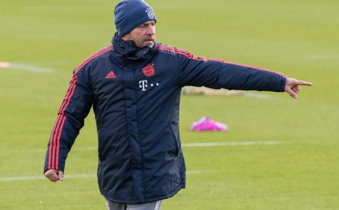 Will mit dem FC Bayern zurück in die Erfolgsspur: Coach Hansi Flick. Foto: Matthias Balk/dpa