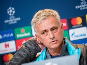 Setzt in München auf die Jugend: Spurs-Coach José Mourinho. Foto: Matthias Balk/dpa Setzt in München auf die Jugend: Spurs-Coach José Mourinho. Foto: Matthias Balk/dpa