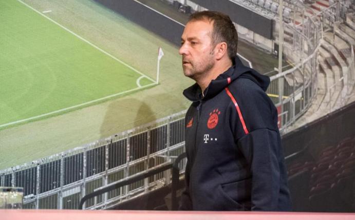 Bleibt bis zum letzten Spiel 2019 definitiv Bayern-Trainer: Hansi Flick. Foto: Matthias Balk/dpa