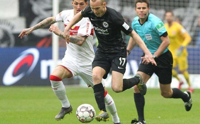 Sebastian Rode (r.) will ohne Hilfe weiterkommen