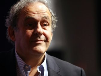 Bis Ende des Jahres muss die FIFA gegen Platini vor Gericht Bis Ende des Jahres muss die FIFA gegen Platini vor Gericht