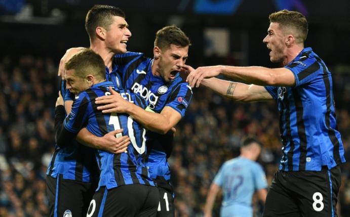 Gosens (r.) und Atalanta erreichen das CL-Achtelfinale