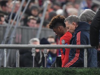 Wurde wenige Minuten nach seinem Tor zum 1:0 gegen Tottenham verletzt ausgewechselt: Kingsley Coman (l). Foto: Matthias Balk/dpa Wurde wenige Minuten nach seinem Tor zum 1:0 gegen Tottenham verletzt ausgewechselt: Kingsley Coman (l). Foto: Matthias Balk/dpa
